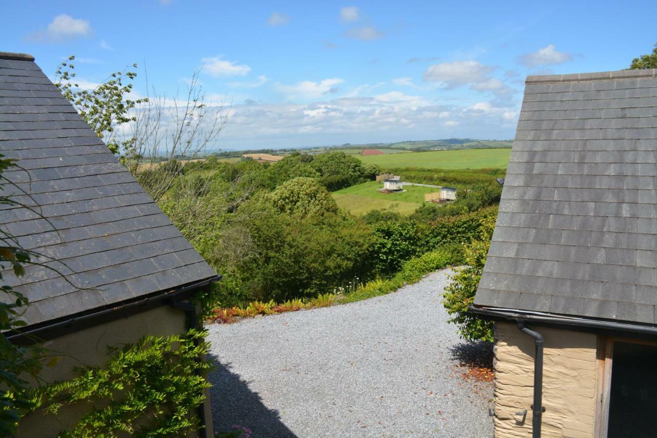 Kerswell Farmhouse ทอตเนส ภายนอก รูปภาพ