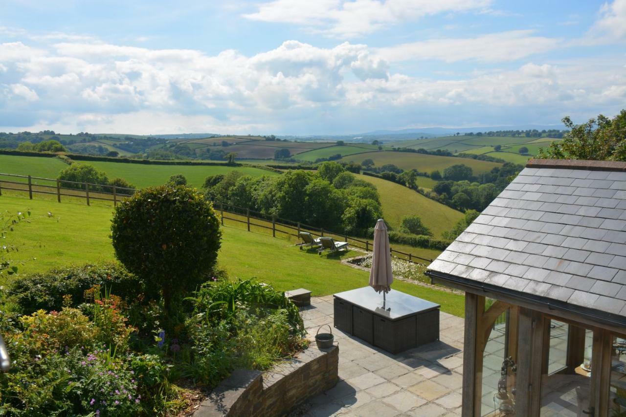 Kerswell Farmhouse ทอตเนส ภายนอก รูปภาพ